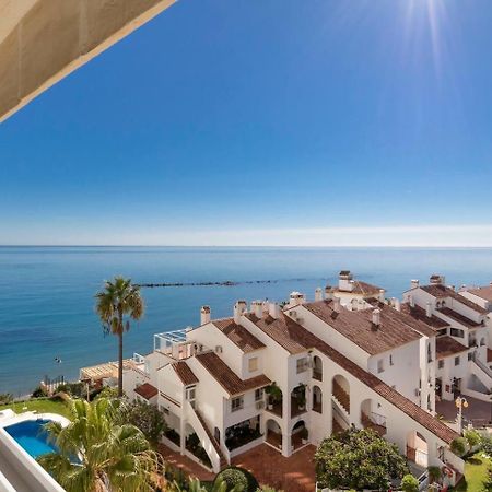 Stunning Apartment 50 Meters From The Sea Benalmádena Eksteriør billede