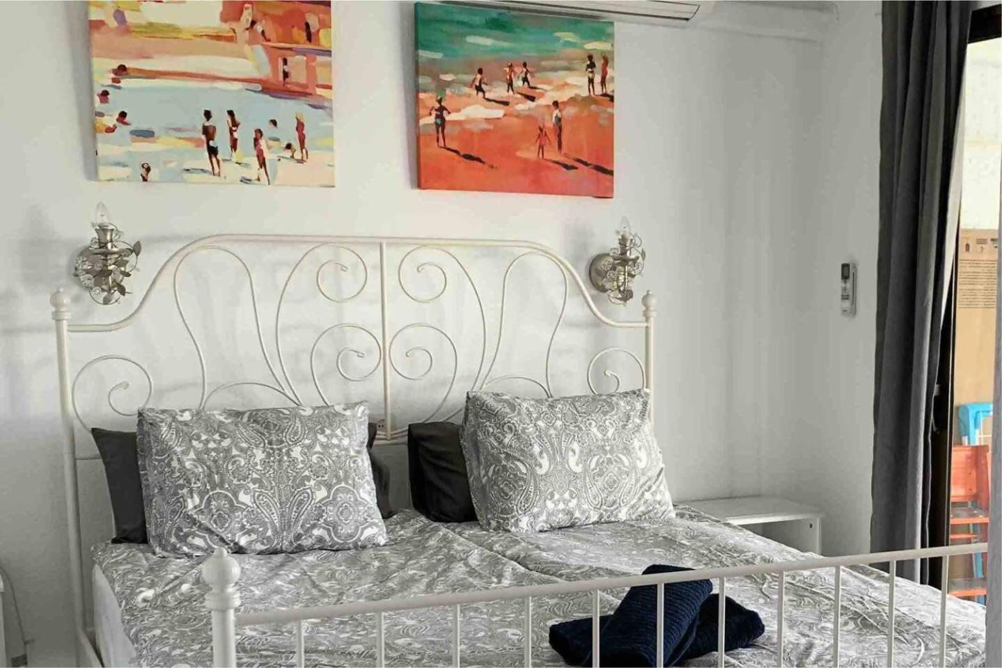Stunning Apartment 10 Meters From The Beach With Parking Benalmádena Eksteriør billede