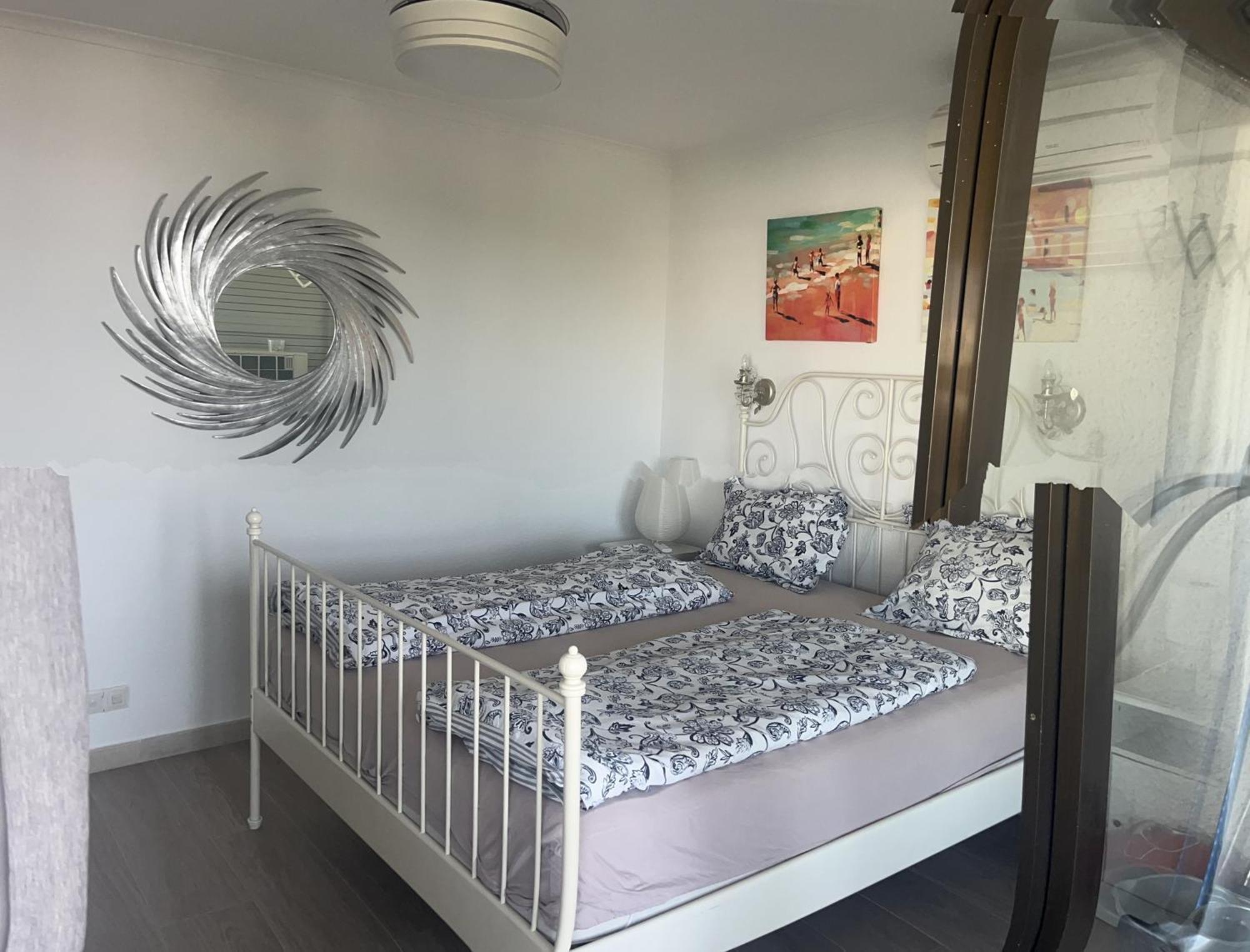 Stunning Apartment 50 Meters From The Sea Benalmádena Eksteriør billede