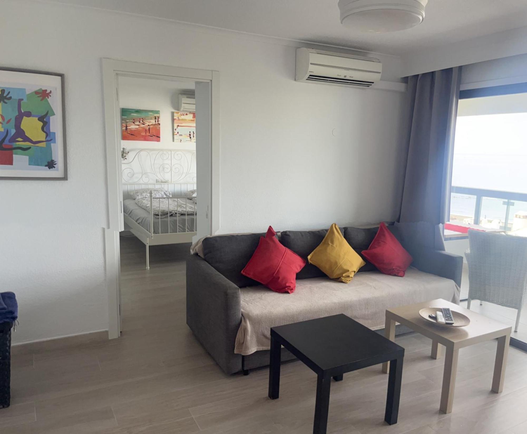 Stunning Apartment 50 Meters From The Sea Benalmádena Eksteriør billede